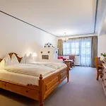 Готель Trattlerhof 4*