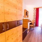 Trattlerhof 4* Bad Kleinkirchheim