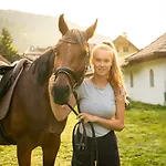 Trattlerhof Готель