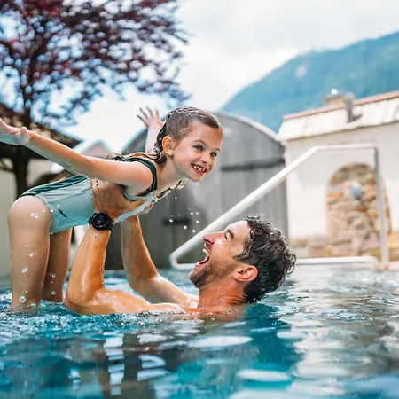 Готель Trattlerhof 4*