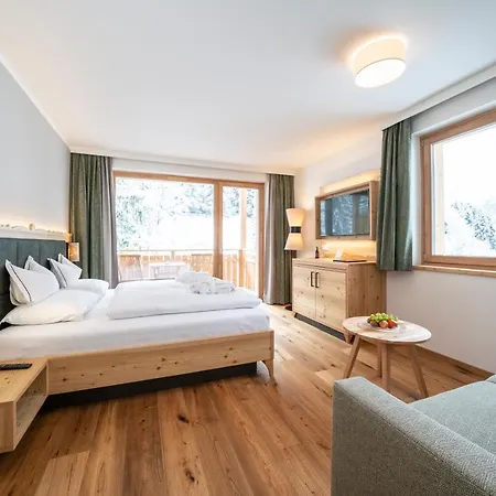 Hotel Trattlerhof 4*