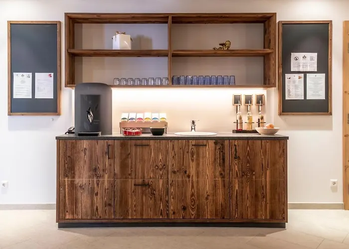 Trattlerhof Готель